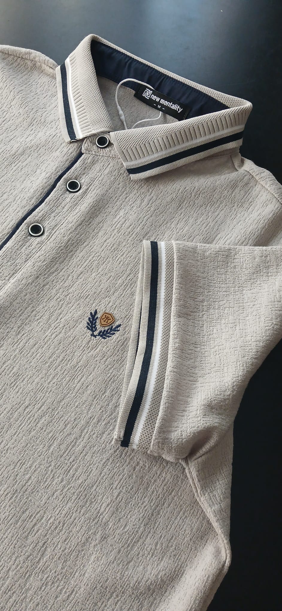 Polo New Mentality beige/Azul/gris